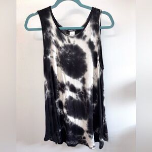 HEIMISH USA Black & White Tie-Dye Tank Top